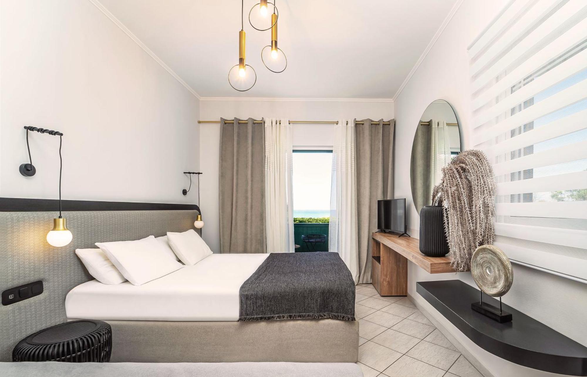 San Giovanni Beach Resort And Suites Agios Ioannis  Habitación foto